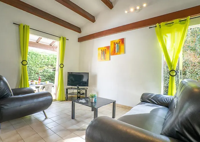Les Aloes By Interhome Sainte-Marie-la-Mer